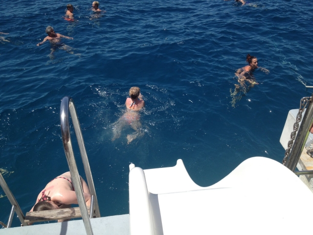 Baño desde el catamarán