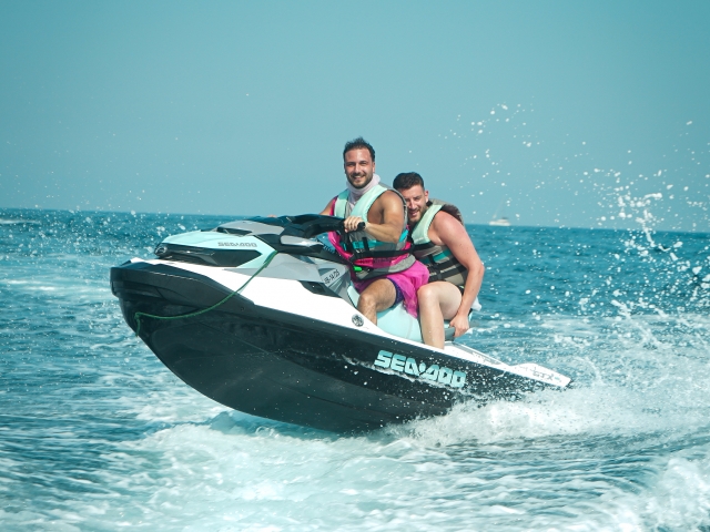 Circuito jetski biplaza en Playa d'en Bossa, 30min