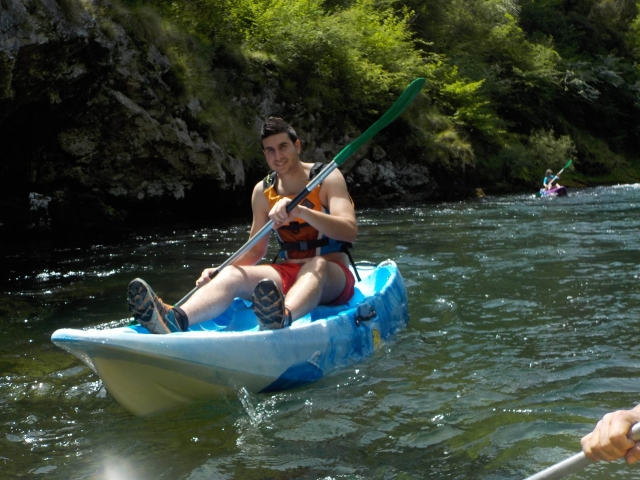  Kanuabfahrt auf dem Cares River bei Panes 