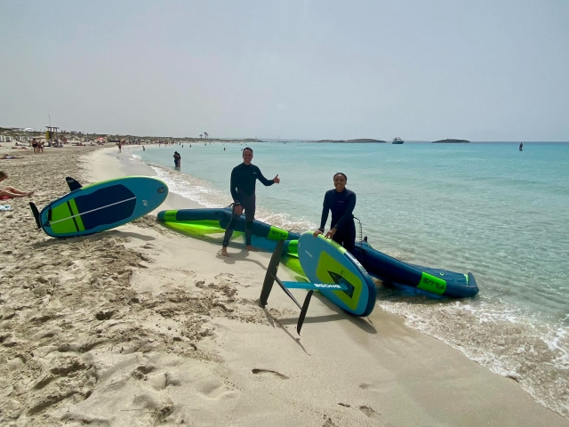 翼翼设备租赁 Playa de Illetas，10 小时