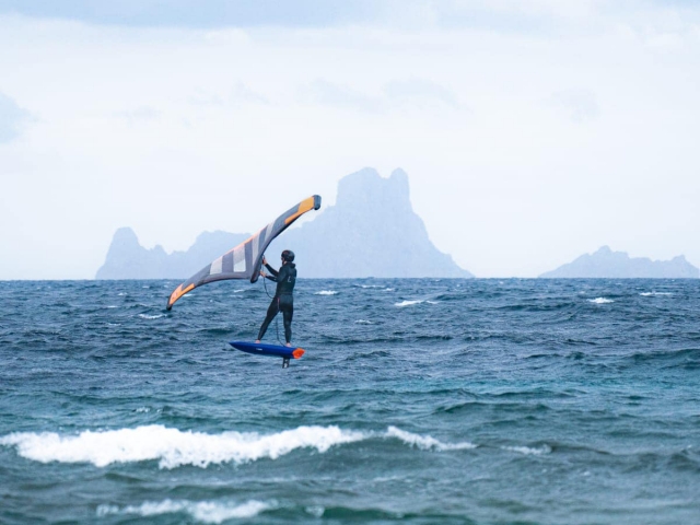 翼翼设备租赁 Playa de Illetas，2 小时