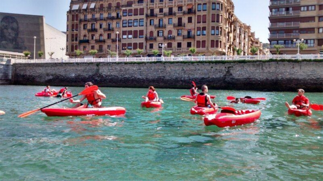  Itinerario guidato in canoa lungo il fiume Urumea 