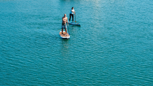 Rentar paddle board en el Embalse de Las Vencías 