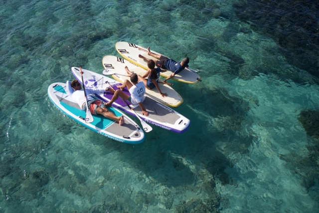  Starting the SUP yoga class in Es Pujols 