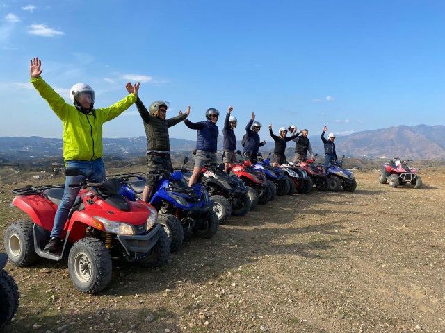  Team building 