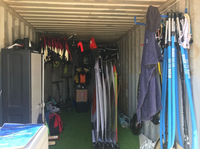  Material for foil windsurfing class 