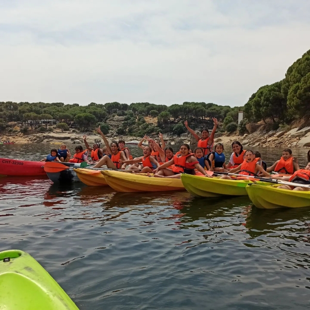  Canoës dans le réservoir de San Juan 