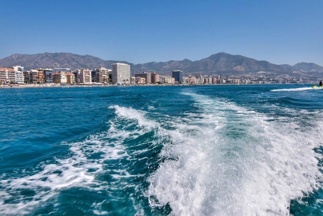  contro la costa di Fuengirola 