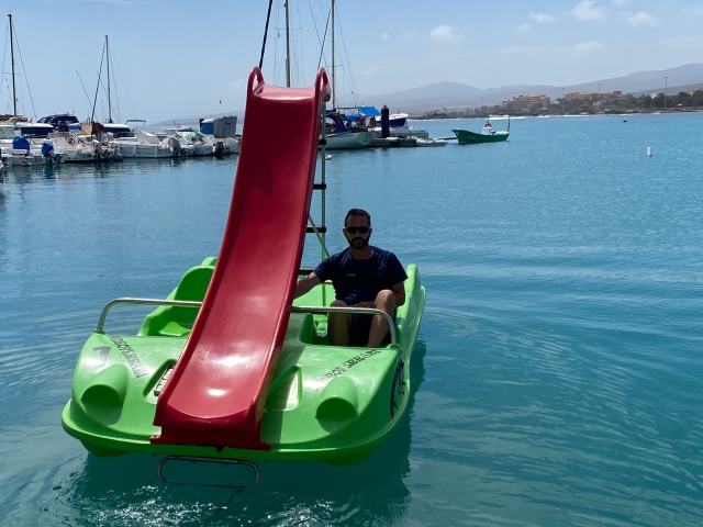  Pedal Boat with slide 