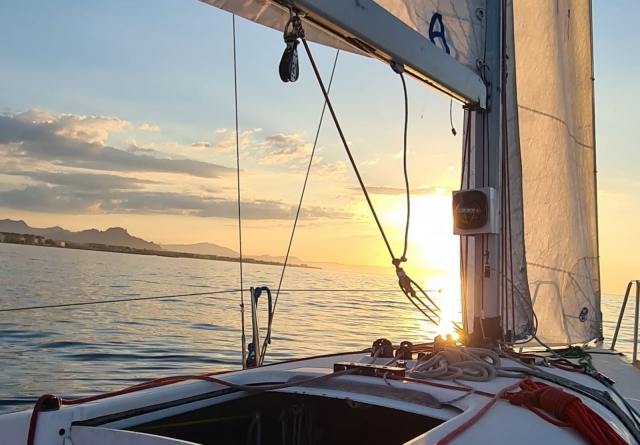  À bord du voilier sur la côte de Dénia
