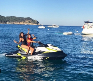Alquiler jet ski con licencia Port Palamós, 1 día