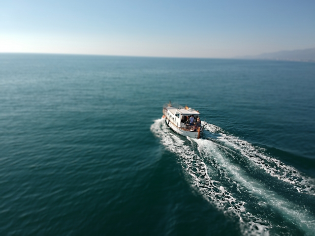  Naviguer dans un Llaüt classique le long de la Costa Dorada 