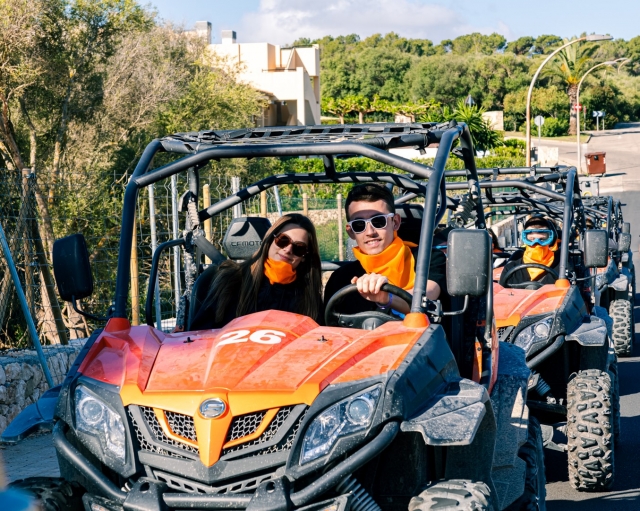 Ruta en buggy al atardecer por costa este Mallorca