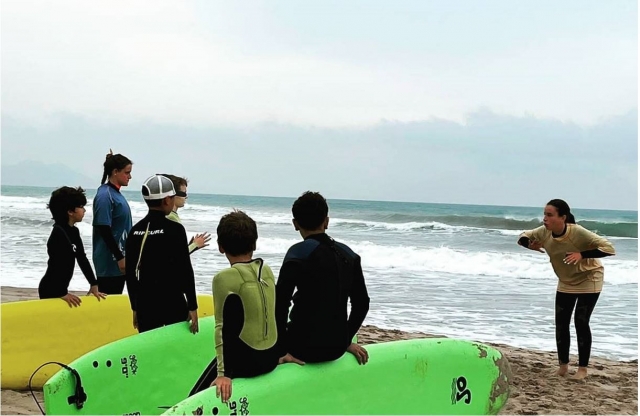  Lezioni di surf per bambini Campello 