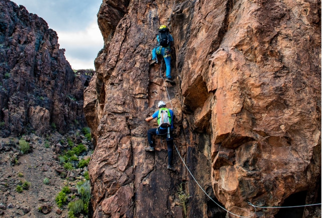  Vertical ascent 