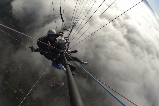 Sobre las nubes al sur de Tenerife