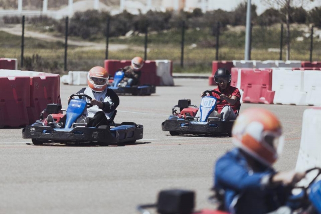  Karting circuit curves 