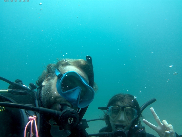 Bautismo de buceo en la costa de Granada