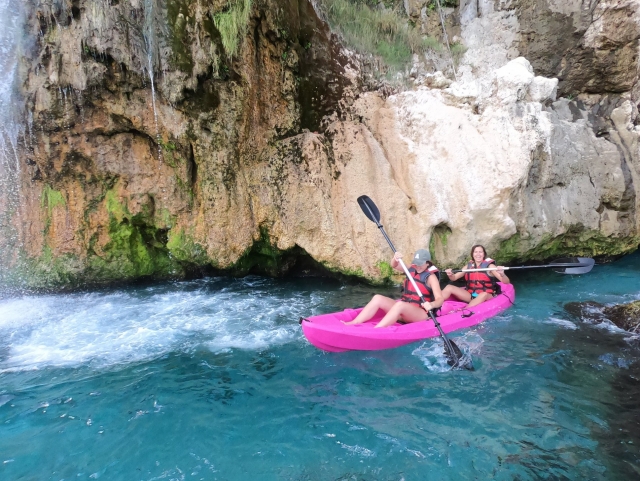 p-72798-alquila-un-kayak-biplaza-para-compartir1742472186_17424766935824.jpg
