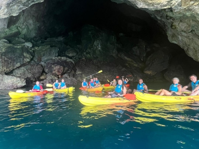  Know the Maro Natural Park in Kayak 