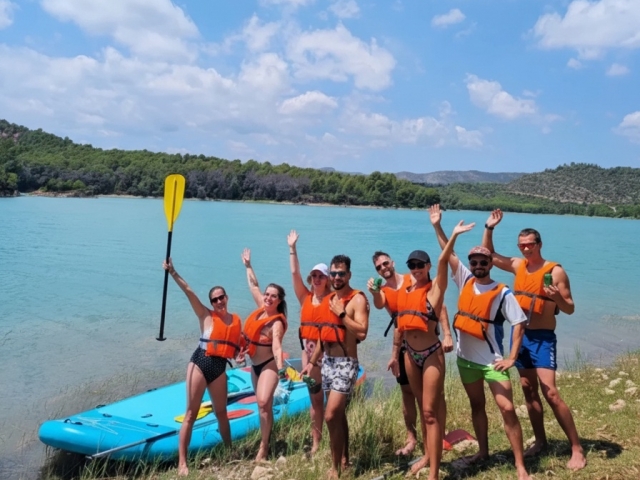 准备好登上 Big SUP 冲浪板的一切  准备好登上 Big SUP 冲浪板的一切