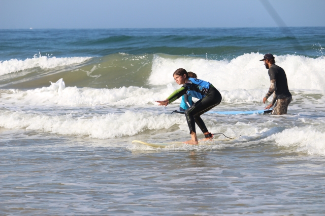  Surf teacher for children 
