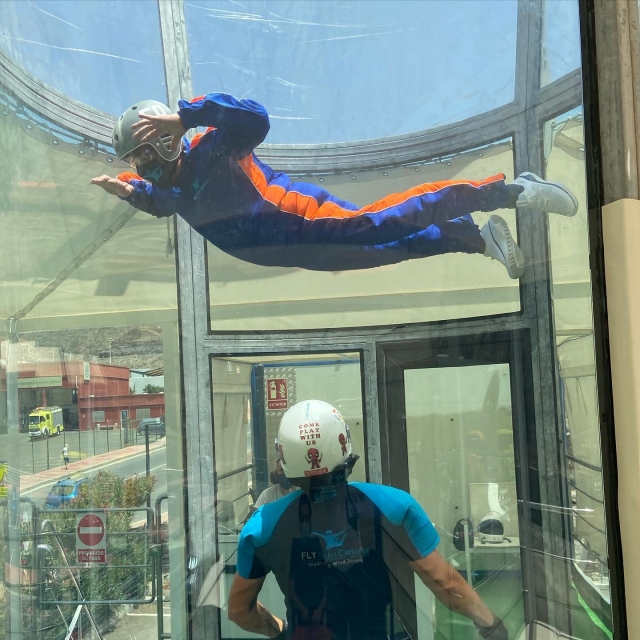  Parachutisme en salle pour adultes 