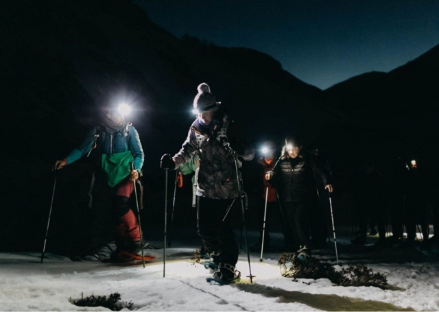  Schneeschuhwanderung bei Nacht