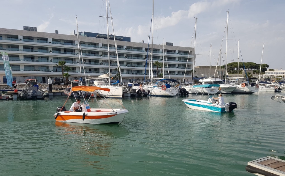 Boat rental Boat rental