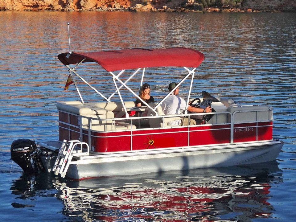 Lancha sin licencia en Sotogrande