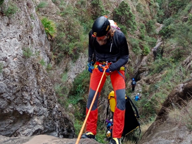  Dry canyoning in Barranco del Sord