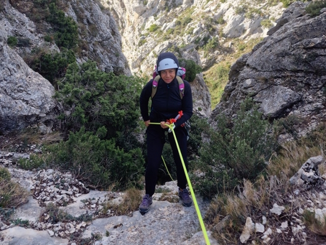 Doing canyoning in Alicante 