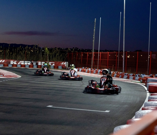  Karting à noite 