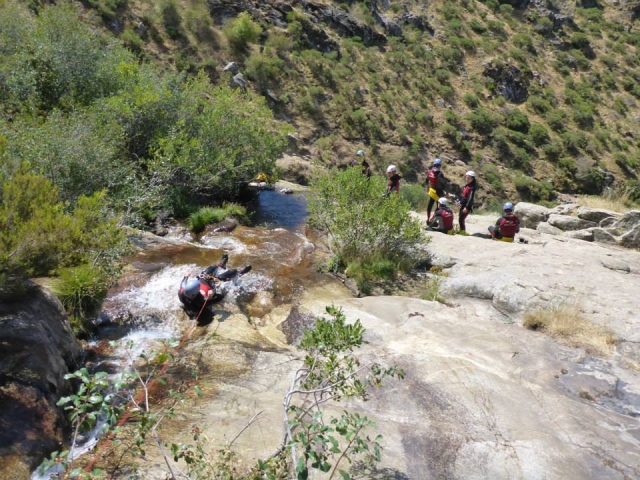 Haciendo barranquismo en el Puerto de Somosierra