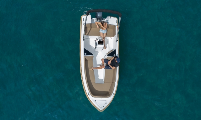  Location de bateaux à Roses
