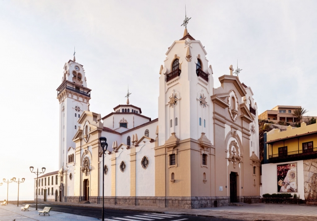  Basilica Nuestra Señora de Candelaria 