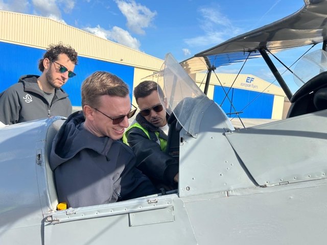  Goditi un'esperienza di volo ad Alicante