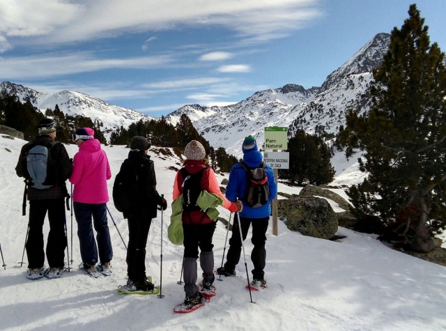 Sur la promenade en raquettes 