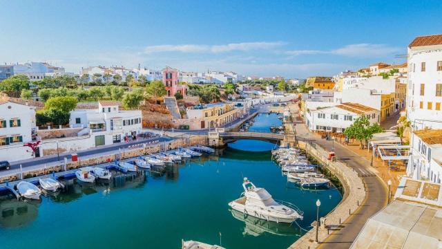 Puerto de la ciudad