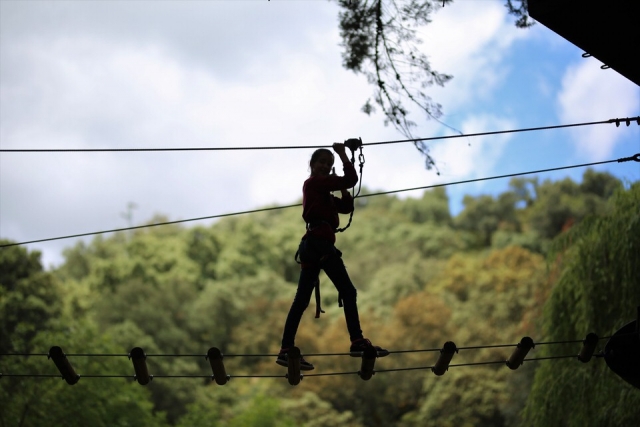  Passando pela ponte suspensa 