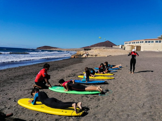  Learning to surf 