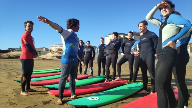  Learning to surf in El Médano 