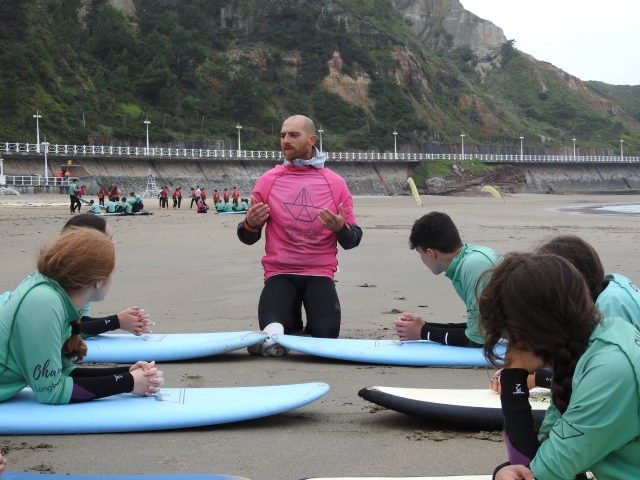  Camp de surf pour enfants