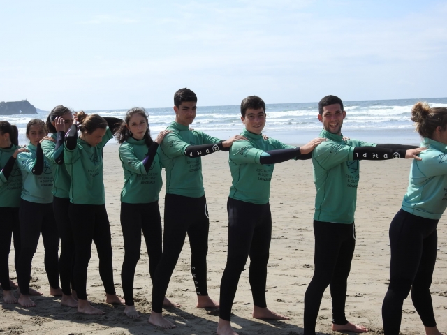  Apprendre à surfer dans les Asturies 