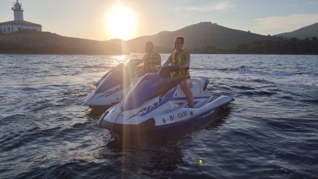 Itinéraire de jetski au coucher du soleil 
