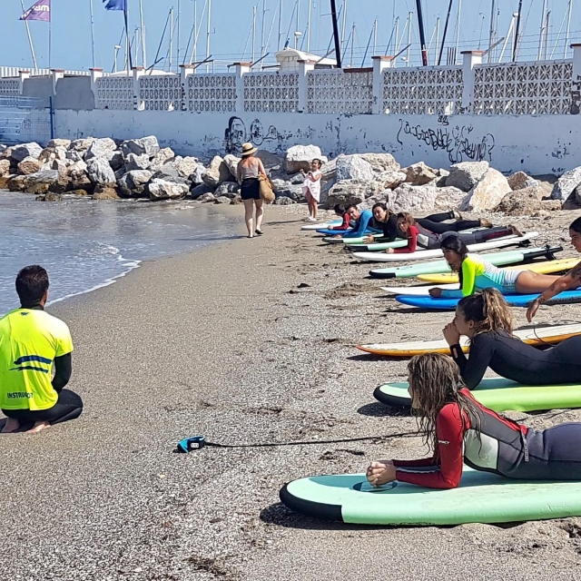  First hour of surfing