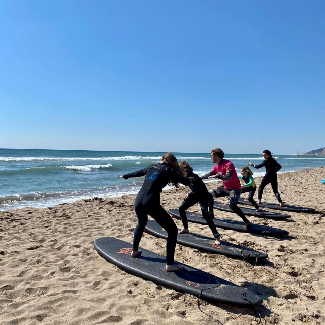 Aprendiendo técnicas de surf