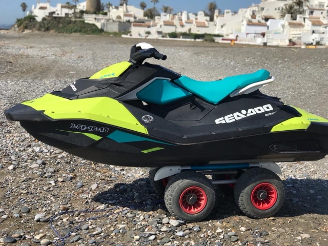  La nostra moto d'acqua 