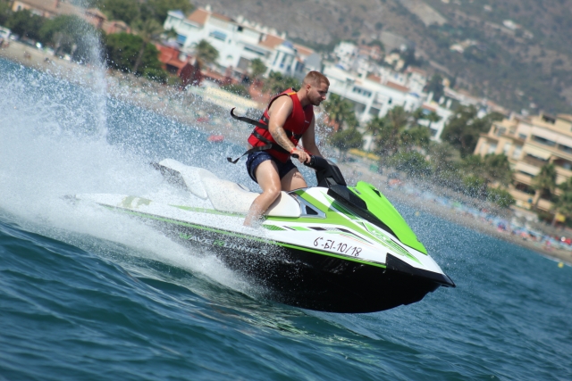  Fun in the water 
