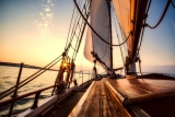 Paseo en barco atardecer en Costa de Laredo, 1'5h